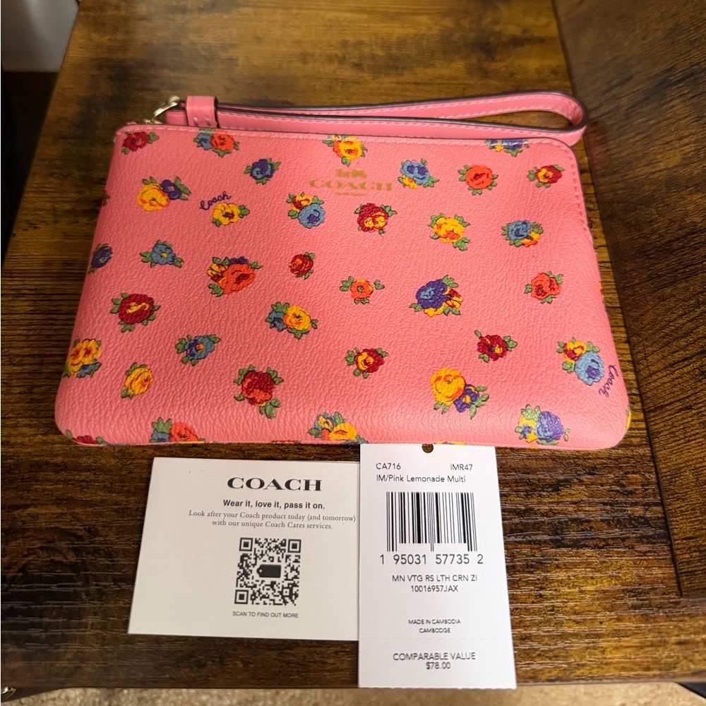 Coach 🌺 Pink Lemonade Wristlet